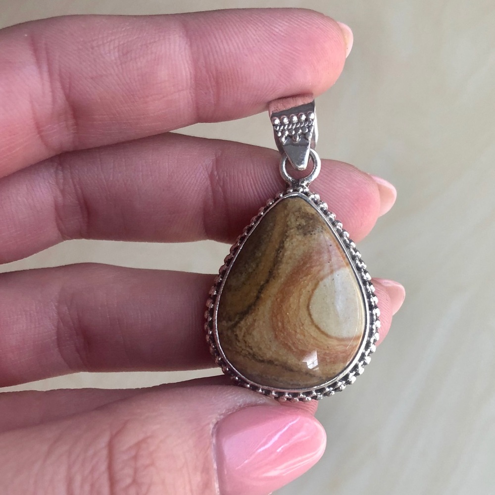 Handmade Jasper Pendant - Picture 4 of 6